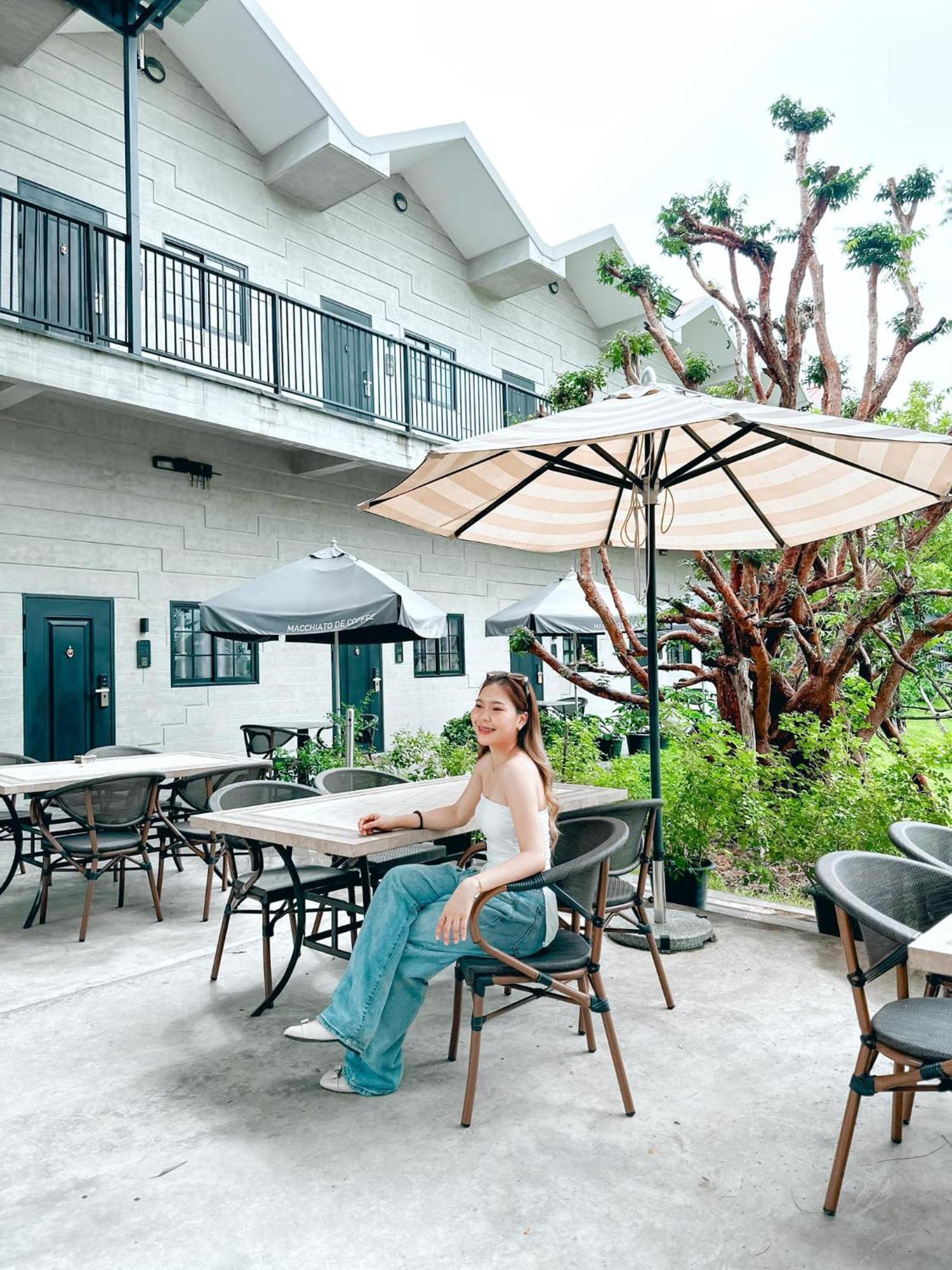 Macchiato Resort Savannakhet Opposite Thai Embassy Exterior photo